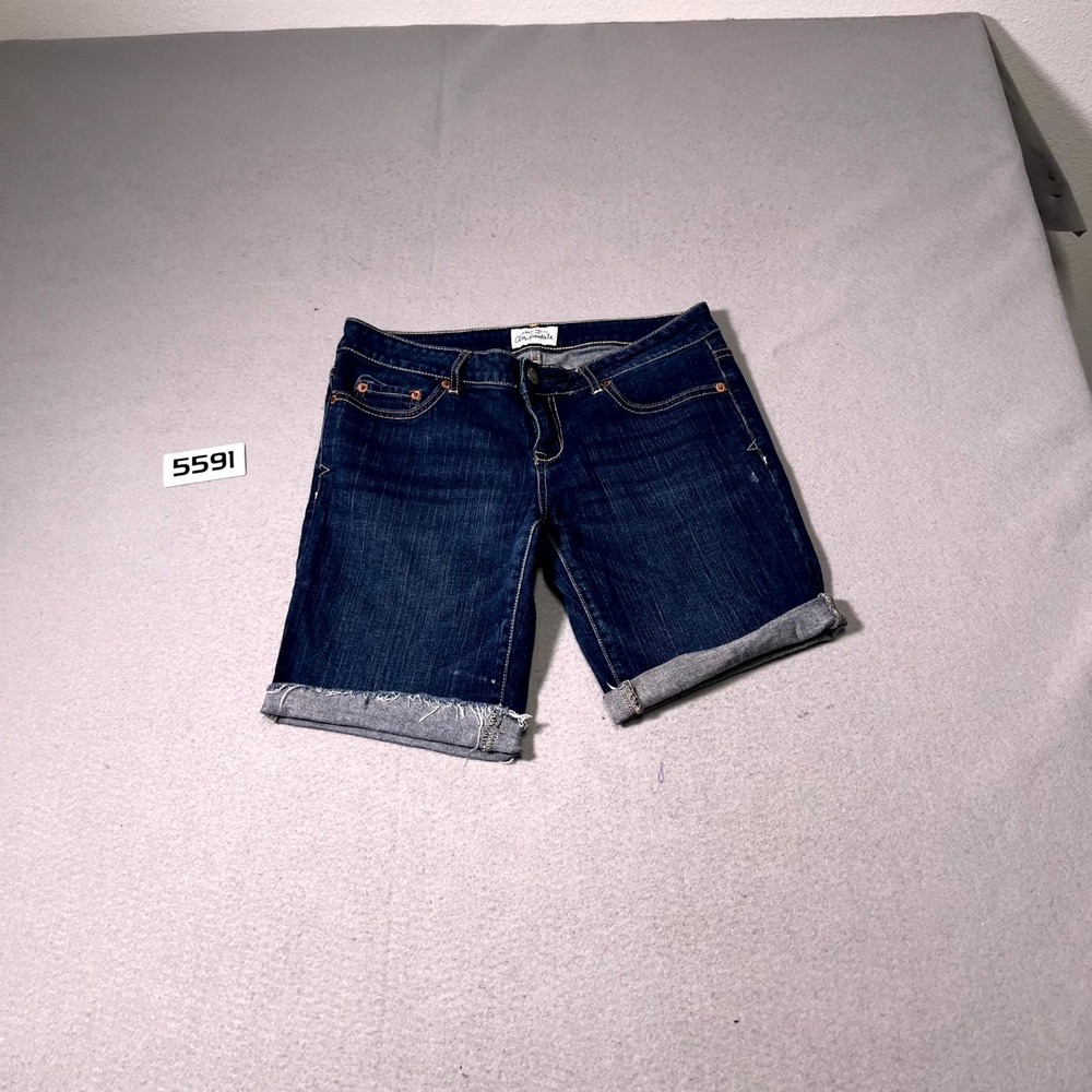 Aeropostale Jean Bermuda Shorts Womens 7/8 Blue Denim Cuffed Raw Hem Stretch